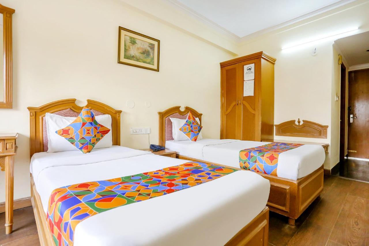 Fabhotel Altus 古尔冈 外观 照片