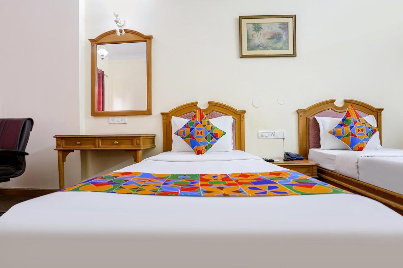 Fabhotel Altus 古尔冈 外观 照片