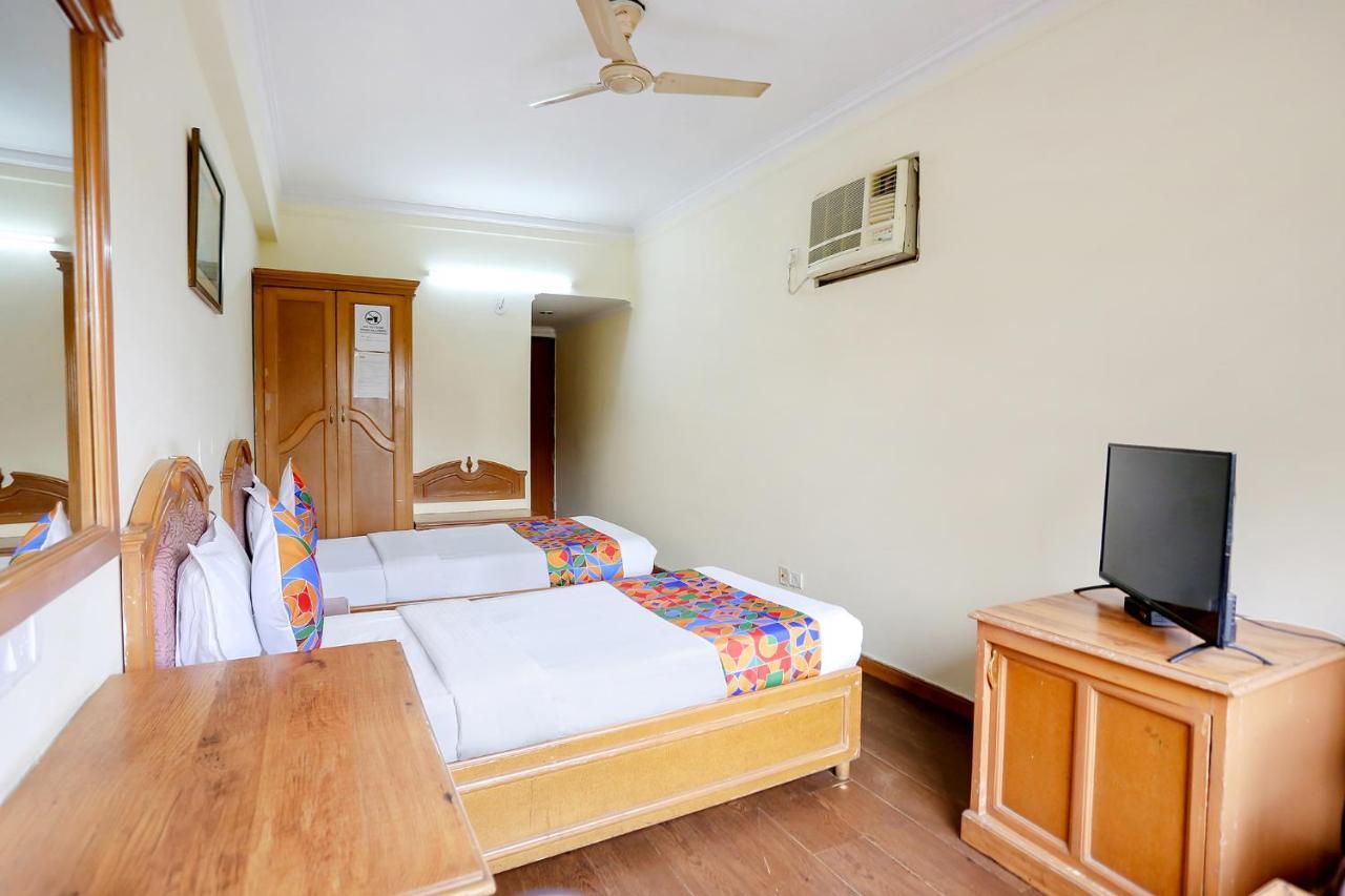 Fabhotel Altus 古尔冈 外观 照片